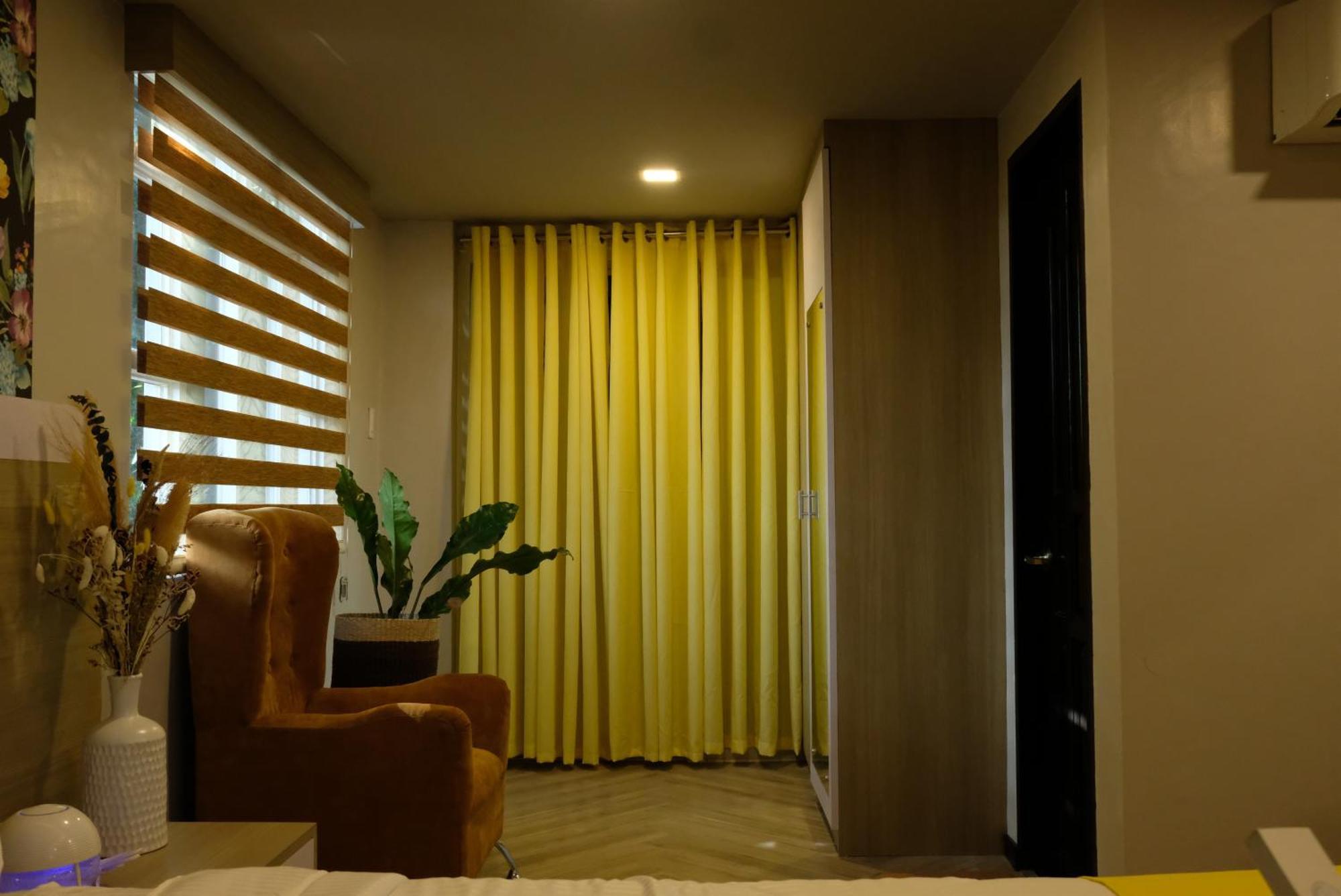 Vieda Hotel Caticlan Exterior photo